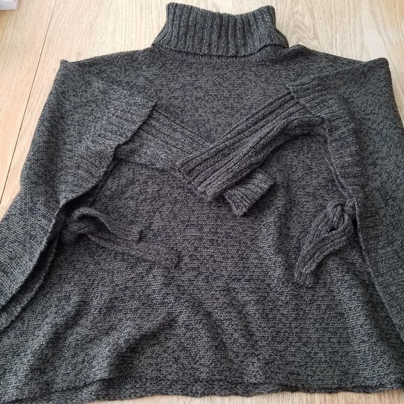 Lord & Taylor Design Lab Turtleneck Poncho Sweater XS/TP Wool Green Black Tones - Picture 3 of 8